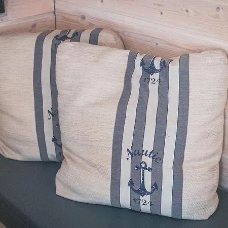 Casa vacanze Cozy Little House With Sauna On A Fishing Boat Pärnu