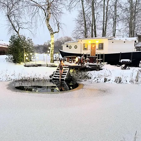 Holiday home Cozy Little House With Sauna On A Fishing Boat