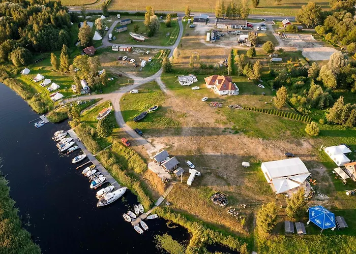 Nyaraló Cozy Little House With Sauna On A Fishing Boat Pärnu