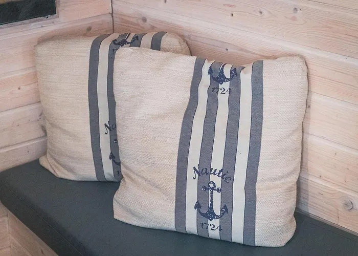 Nyaraló Cozy Little House With Sauna On A Fishing Boat Pärnu